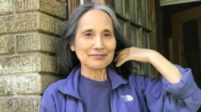 Aki Shimazaki