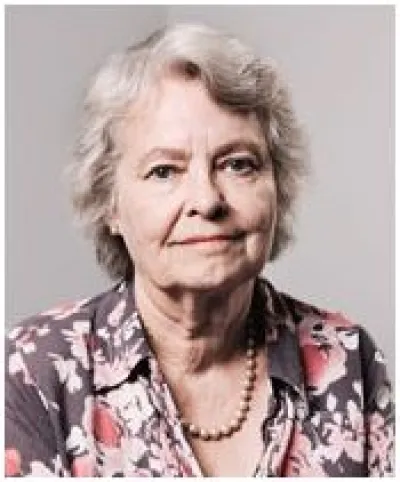 Bernadette Watts