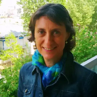 Éliane Karsaklian