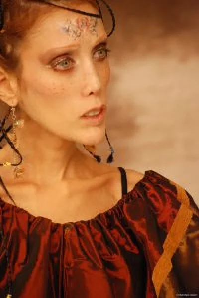 Isabelle Caro