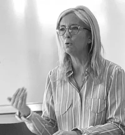 Julie Wolkenstein
