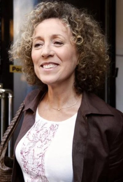 Mireille Dumas