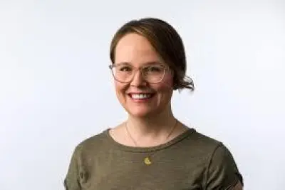 Raina Telgemeier