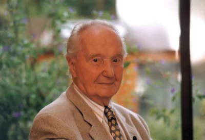 Robert Merle
