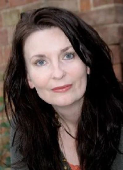Samantha Hayes