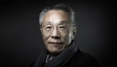 Sok-yong Hwang