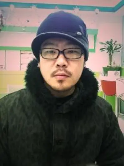 Song Ji-Hyoung