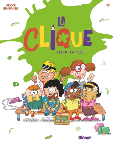La Clique prend la pose