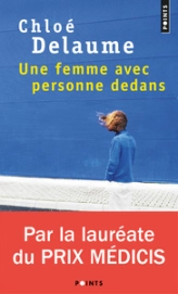 Une femme avec personne dedans