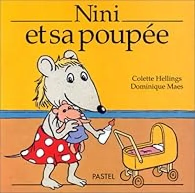 Nini et sa poupée