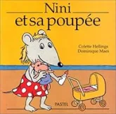 Nini et sa poupée