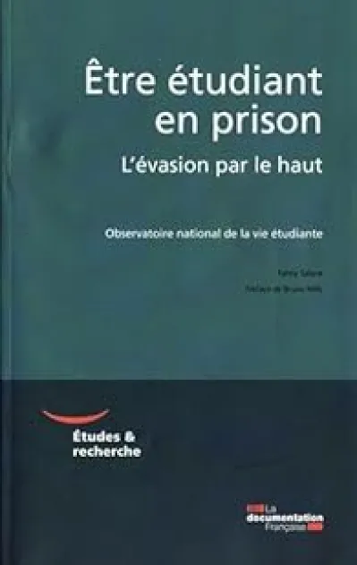 Etre étudiant en prison : l'évasion par le haut