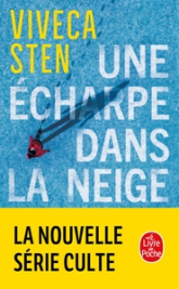 Une écharpe dans la neige