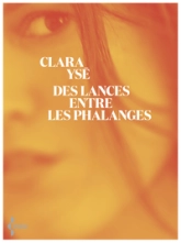 Des lances entre les phalanges